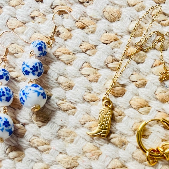 Anthropologie Blue and White Porcelain Drop Earrings - Picture 3 of 3